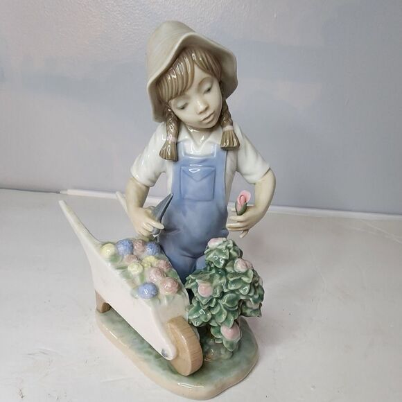 Llardro Recolectando Flores En Carretilla 1164 Bnillo figurine handmade in Spain - Picture 1 of 12